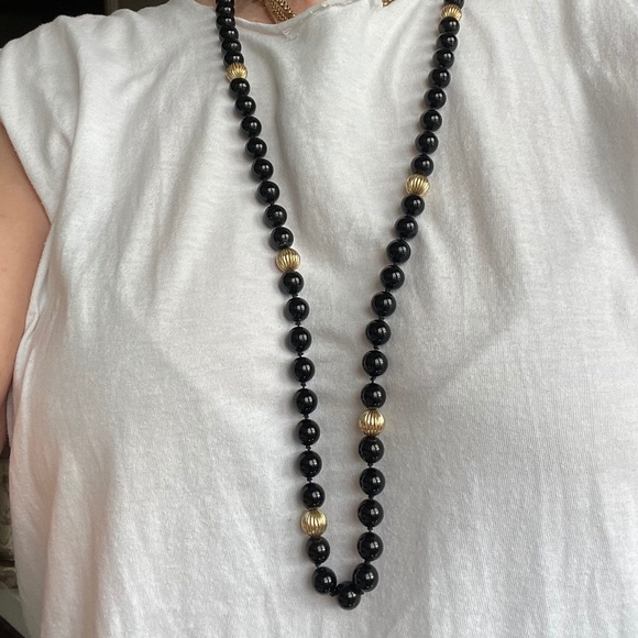 Vintage Estate 14K Yellow Gold Fluted & Black Onyx Bead...